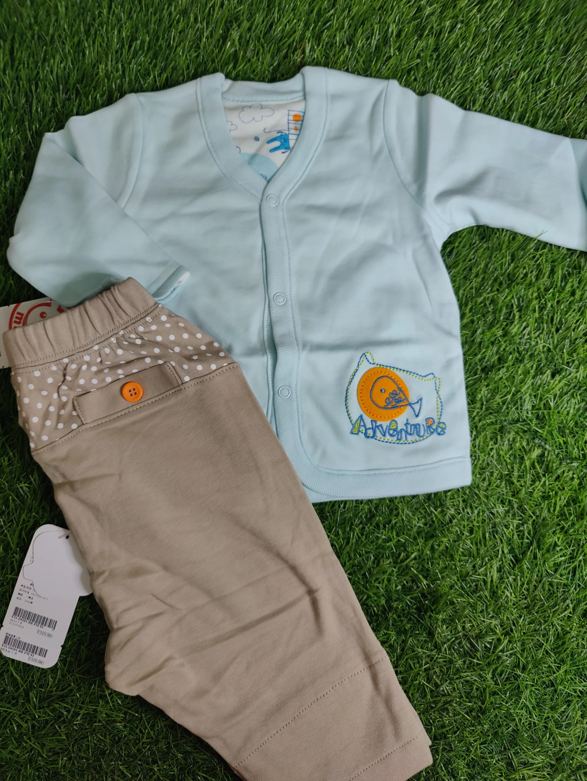 oplus_1048608 Baby Suite girl Winter full sleeve light blue shirt with grey trousers