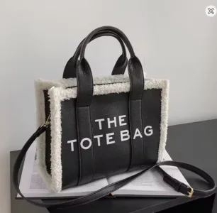 PU Material Ladies handbag Pakistan